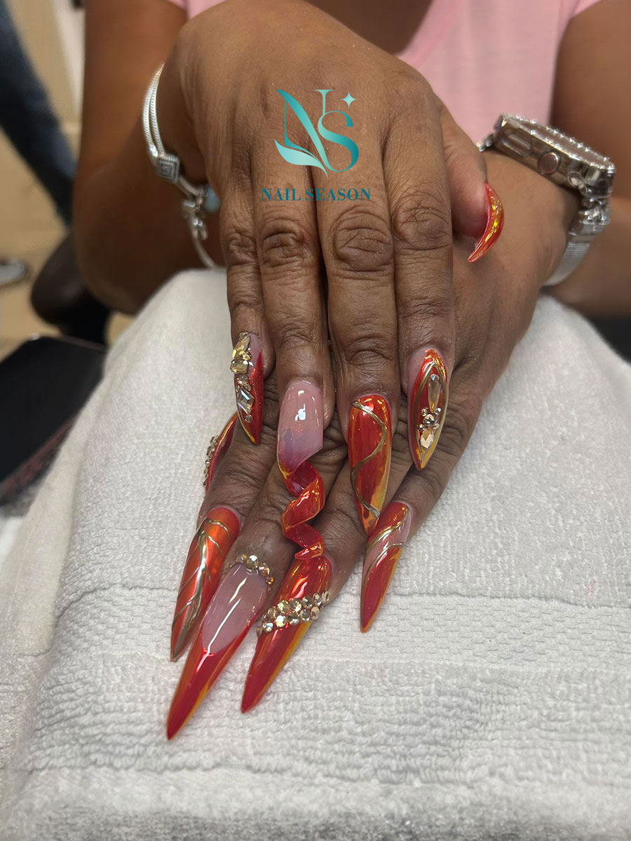 NAIL SEASON